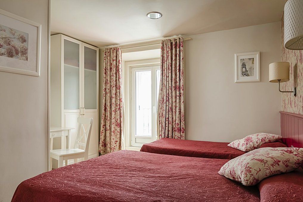 Hostal Matheu Madrid Exterior photo